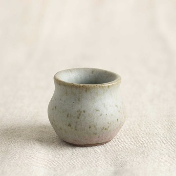 城春草木生-花器