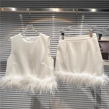 網紅同款2026春季新款小香風毛毛邊馬夾背心+毛邊包臀裙短裙套裝