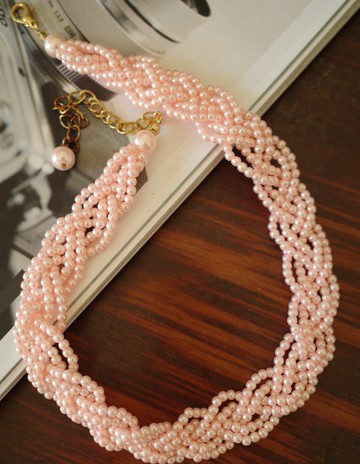 古董粉紅串珠寬版項鍊 AVON 1978年 T28