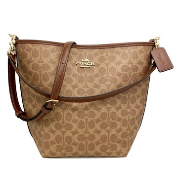 【COACH】新款C LOGO肩背斜背兩用水桶包(大款-焦糖)