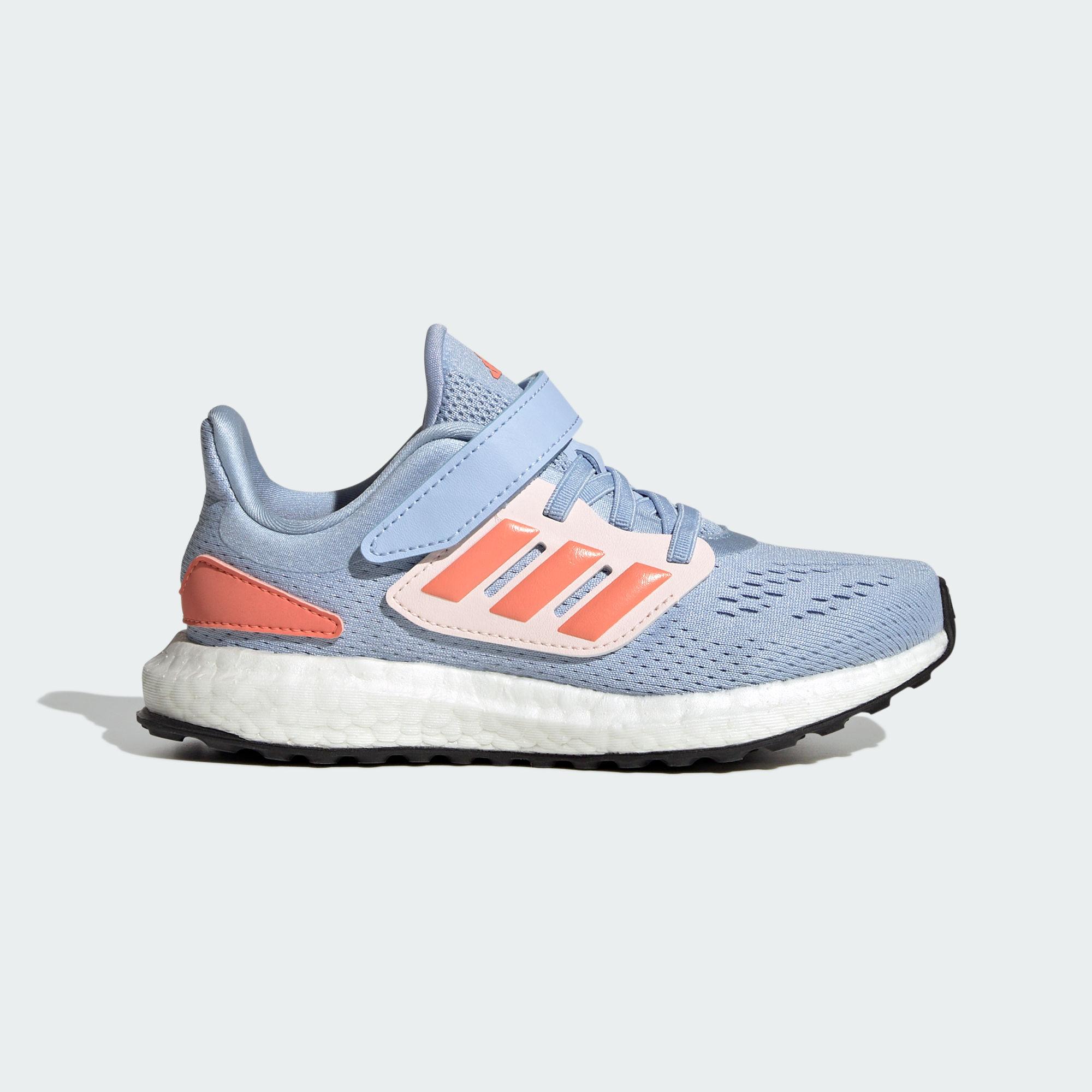 Pureboost 22 跑鞋