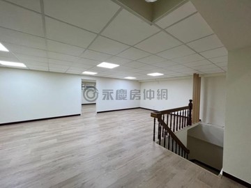 別管開價出價就談 中區民權路樓店40坪空間好規劃｜台中市中區民權路