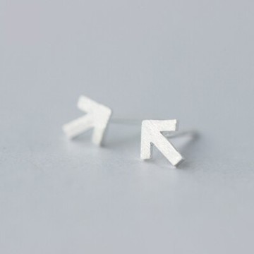 925純銀耳環耳針式耳飾-簡約箭頭符號造型生日情人節禮物女飾品73dr51【獨家進口】【米蘭精品】