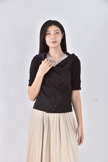 (S) armani exchange棉質連帽黑色短袖上衣