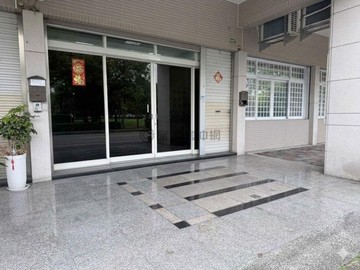 楠梓公園首排|旗艦店面有電梯增建到滿|84057｜高雄市楠梓區智群路