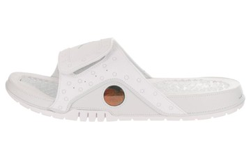 JORDAN HYDRO 13 RETRO WHITE METALLIC SILVER