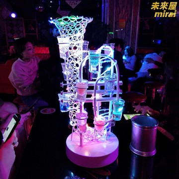 【派對氛圍神器】發光酒杯架 雞尾酒杯架 香檳杯架 子彈杯架 薩克斯杯架 創意酒吧裝飾 七彩LED變色 多杯位收納 夜店KTV桌面擺件