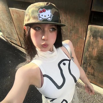 【店鋪熱銷】凱蒂貓 迷彩棒球帽 休閒可愛平沿帽滑板帽 辣妹 帽子 可調節百搭