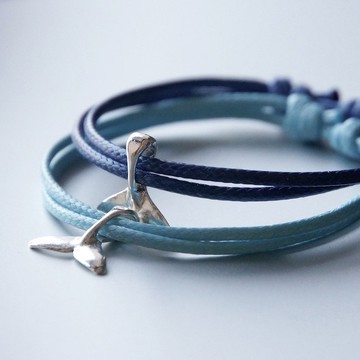 ITS-B900【極簡系列・游向大海】925銀鯨魚尾巴蠟繩手環1條。