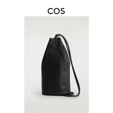 COS女士 尼龍抽繩斜挎包黑色2025秋季新品1294693001