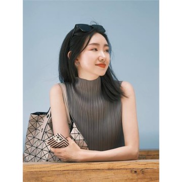 三宅高領吊帶背心女內搭2025新款秋季高級感寬松顯瘦無袖百褶上衣