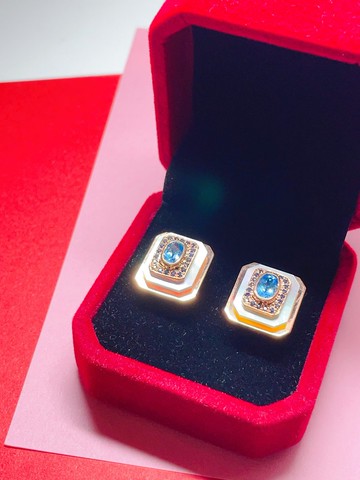 S925純銀藍色托帕石 貝母片及藍寶耳環