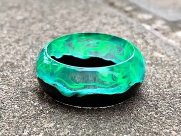 極光、手工樹脂木頭戒指、極光靈感設計、夜光飾品、實木雕刻品