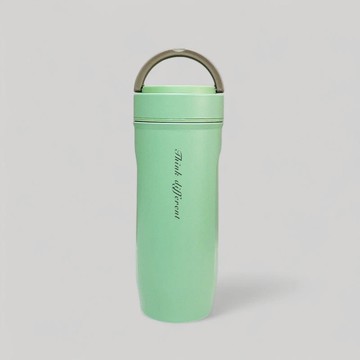 【預購】陶瓷保溫杯 530 ml  茶粉綠 【雷雕客製】 英文 美工字(不適合全部大寫字母)  (配送時間約7個工作天)