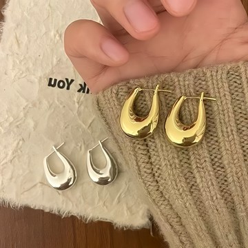 初見家💕歐美復古金屬 U 型耳環女 高級感光面金色銀色耳環 秋冬百搭氣質耳飾