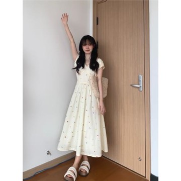 (免運)ms甜末末春夏設計感甜美海邊度假法式約會長裙收腰顯瘦短袖連衣裙