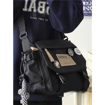 香港日系工裝復古郵差包男大學生上課單肩背包韓版大容量斜挎包女