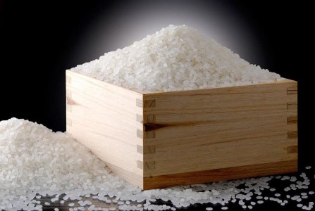 無地熨斗付き雪解け水がお米を育む、津南町特A地区の美味しいお米。