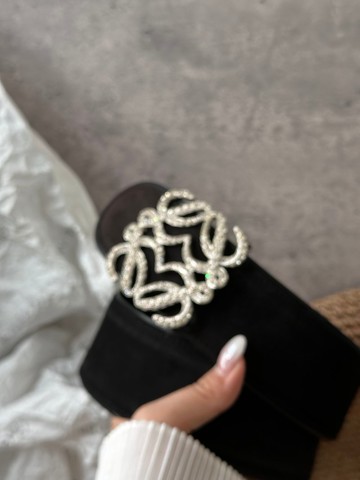 中古品 Loewe 羅意威 黑色麂皮水鑽大Logo皮帶