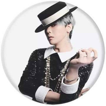 ⭐韓國代購正版⭐G-DRAGON權志龍W Korea11月刊徽章掛件包包配飾馬口鐵吧唧 GD周邊【7天內發貨】