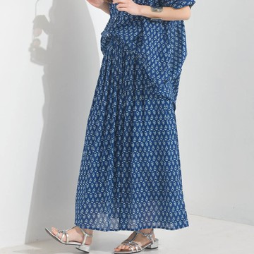 日本 OMNES - 100%印度棉 夏日透氣長裙-深藍圖騰