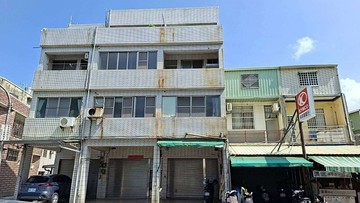 草衙12米正路上面公園學校店住透天｜高雄市前鎮區新衙路