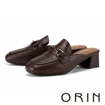 ORIN 牛貼皮金屬飾釦中跟穆勒鞋 咖啡