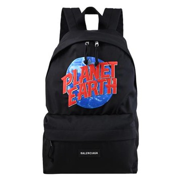 BALENCIAGA 巴黎世家 503221 Planet Earth 尼龍混紡地球圖案後背包.黑