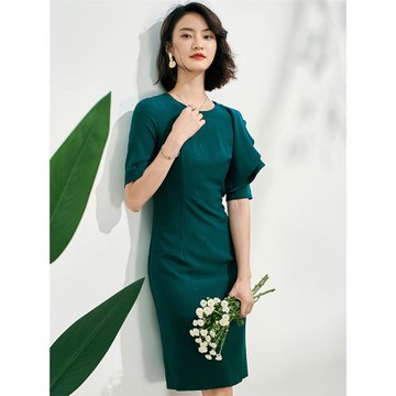 一諾時光2025復古法式小眾氣質顯瘦顯瘦莫蘭迪綠色連衣裙1232