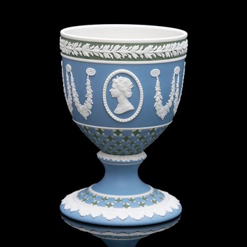 限量750英國製wedgwood碧玉浮雕女王1977年陶瓷聖杯獎盃花瓶