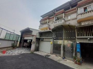 林園潭頭/客廳挑高/大地坪邊間車庫透天｜高雄市林園區陽明街