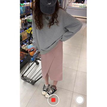 Halonini 半身裙女2024夏超百搭的一條！前開叉設計感顯瘦直筒裙