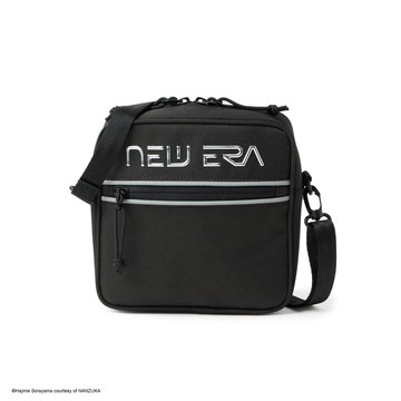 NEW ERA 男女 頸袋 日版NECK POUCH SORAYAMA 黑 NE14948689