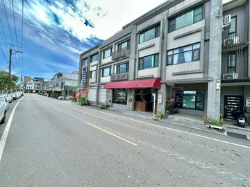 五結市區輕屋齡大面寬7.9米店住電梯透天｜宜蘭縣五結鄉中興路一段