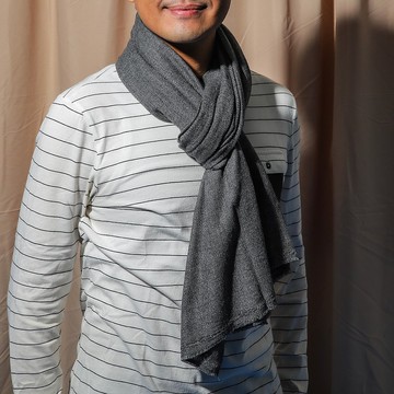 經典喀什米爾羊毛圍巾 無染原色 深灰 輕薄舒適 男女適用