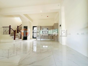 全新完工安城雙車位大面寬臨路別墅｜台中市沙鹿區南斗路