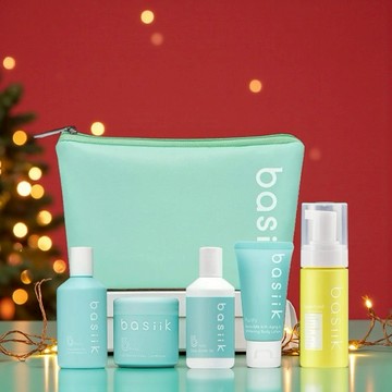 新年禮物💗【basiik】保濕染燙洗沐養髮旅行包6件組(含洗髮精+潤髮+沐浴露+身體乳+潔顏慕絲+防水化妝包)