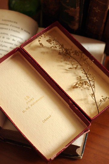 老雜貨 陳列擺飾珠寶飾品賣家必備紅色老禮物盒 法國 w64