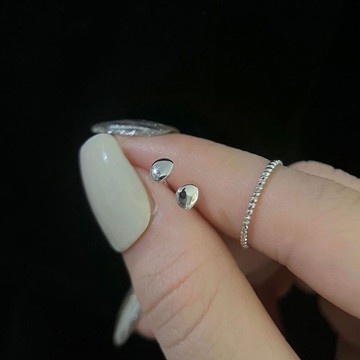 豆豆純銀耳針 N34 日韓流行耳針 通體純銀 S925銀針 迷你小巧 豆豆純銀耳針 光面幾何小豆豆耳環