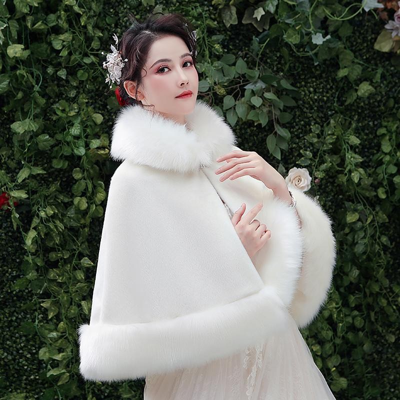 美品 フェイクファージャケット 結婚式 オケージョン どぎつく 