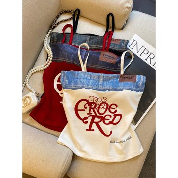 Jade Closet直營店推薦~美德拉甜辣風字母拼接有胸墊吊帶短背心女