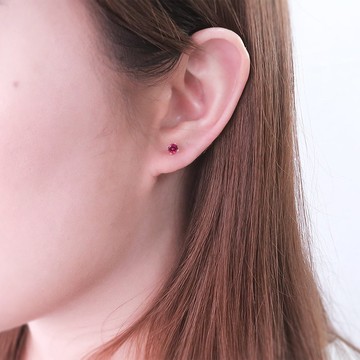 剛玉紅 圓形純銀 4mm 單鑽耳環 爪鑲 925純銀 女生耳環 男生耳環