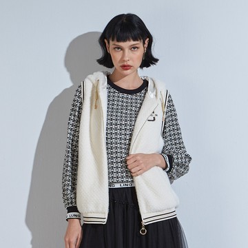 CLL巧玲瓏 好手感壓紋連帽高雅背心 5174701