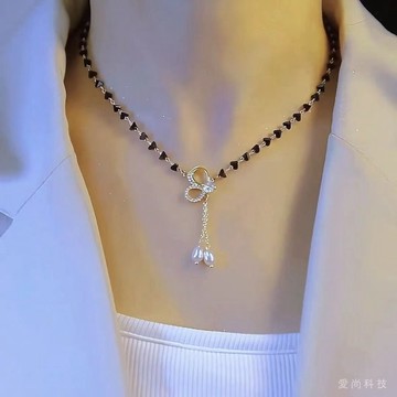 黑水晶 蝴蝶結 項鏈 2025設計新款氣質配飾高級頸鏈法式吊墜鎖骨鏈女