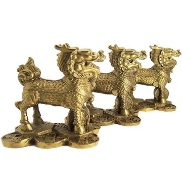 【吉祥開運坊】 麒麟系列【虎高龍低或龍高虎低 化煞銅麒麟踩八卦 3隻 古錢 】開光 擇日