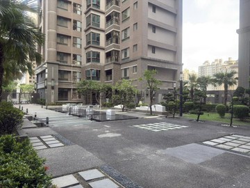『莫札特』美術館最超值大兩房平車衛浴開窗｜高雄市鼓山區美術東四路