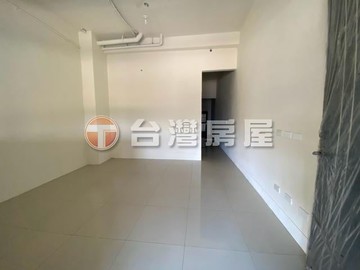 台中龍井臨10米路免千萬全新整理孝親房透天｜台中市龍井區工業路