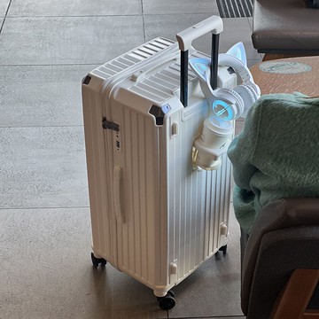 雅鹿行李箱女帶杯架大容量拉桿箱男密碼旅行箱減震剎車萬向輪皮箱