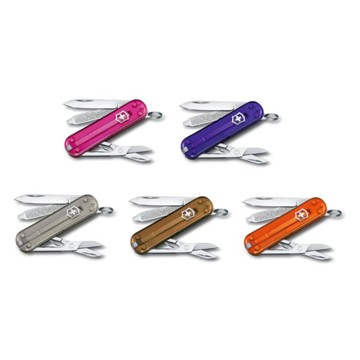 【Victorinox 瑞士維氏】瑞士刀 CLASSIC SD 小型袋裝刀 7用刀 58mm-透橘/透桃紅/透咖/透灰/透紫【墊腳石】
