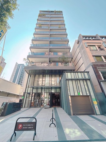 巨蛋商圈 I home5 精緻高樓景觀採光兩房｜高雄市左營區新莊一路